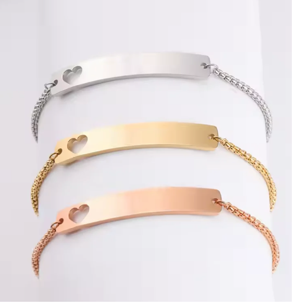 PERSONALIZED TIMELESS HEART BRACELET