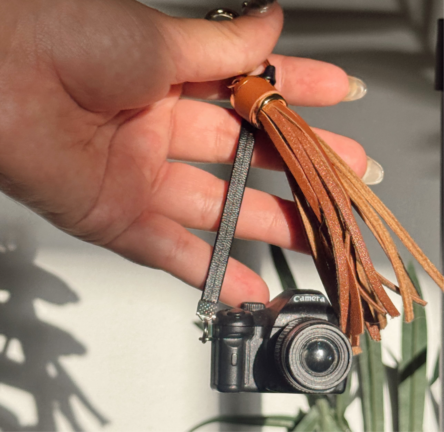 CAMERA KEYCHAIN